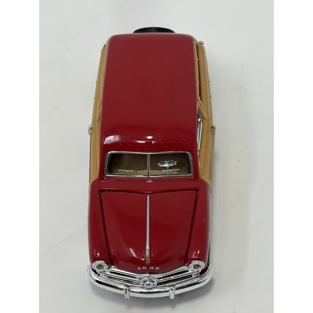 Brown Maroon 1949 Ford Woody Wagon SS 5737 Die Cast Car 1:38 Pre-Owned